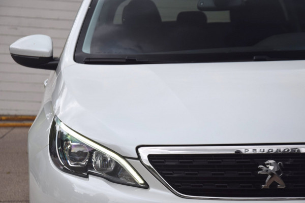 Peugeot 308 SW 1.2 PureTech Blue Lease Executive PANORAMADAK/APPLE CARPLAY/DEALER ONDERHOUDEN