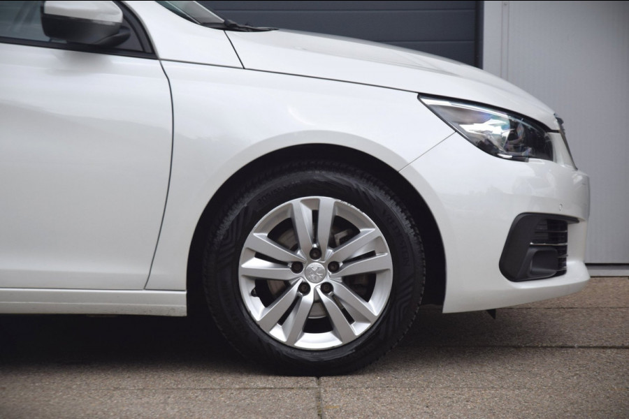 Peugeot 308 SW 1.2 PureTech Blue Lease Executive PANORAMADAK/APPLE CARPLAY/DEALER ONDERHOUDEN