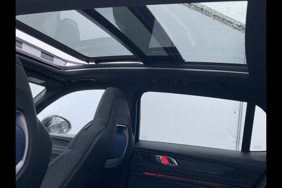 Lynk & Co 01 1.5 PHEV 262PK Zwarte Hemel 2024 Adapt.Cruise 360° Cam Carplay Plug-in Stoelverw Vol opties!