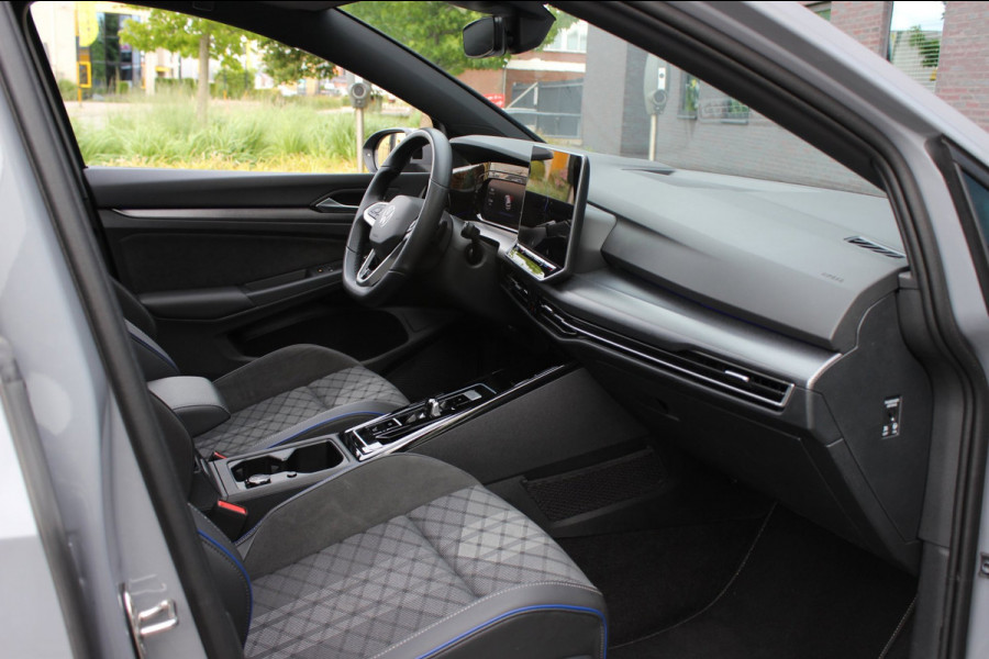 Volkswagen Golf 8.5 R-Line Edition