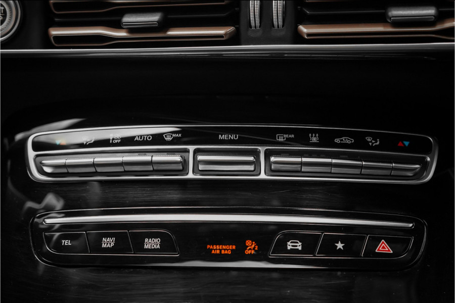 Mercedes-Benz EQC 400 4MATIC AMG Line 80 kWh Distronic Schuifdak Trekhaak