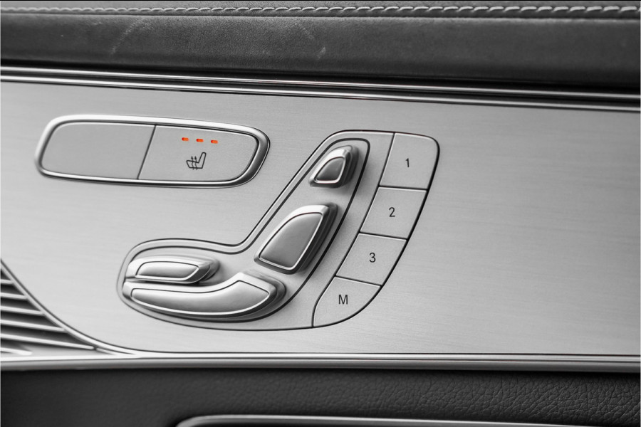 Mercedes-Benz EQC 400 4MATIC AMG Line 80 kWh Distronic Schuifdak Trekhaak
