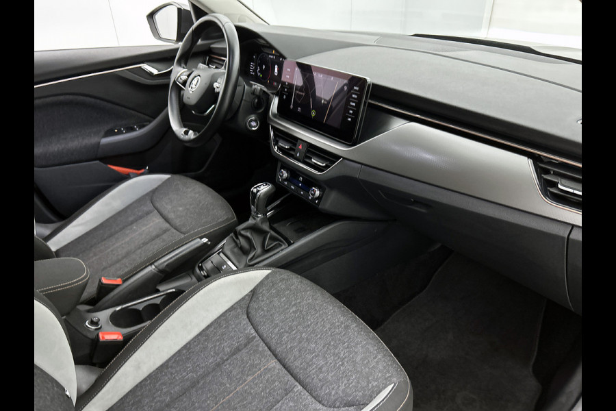Škoda Kamiq 1.5 TSI 150Pk Automaat ACT Business Edition / Trekhaak / Pdc.+Camera / Airco-ecc./ Navigatie / Apk 05-2028