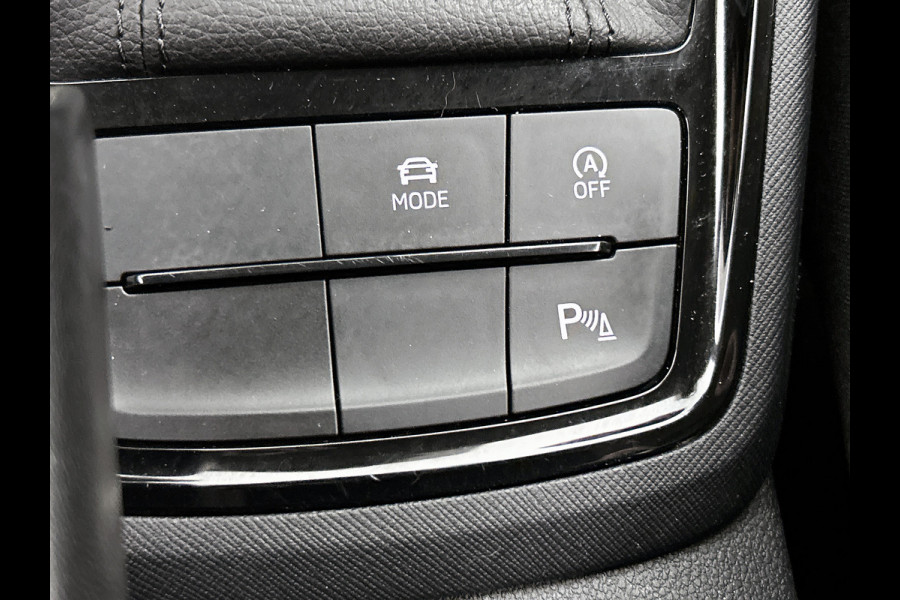 Škoda Kamiq 1.5 TSI 150Pk Automaat ACT Business Edition / Trekhaak / Pdc.+Camera / Airco-ecc./ Navigatie / Apk 05-2028