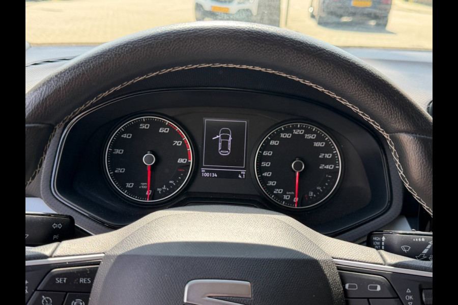 Seat Ibiza 1.0 EcoTSI Style - Navigatie I Airco I Sport velgen I LED I PDC I Comfort pakket I Dealer onderhouden