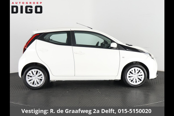 Toyota Aygo 1.0 VVT-i X-Play Automaat