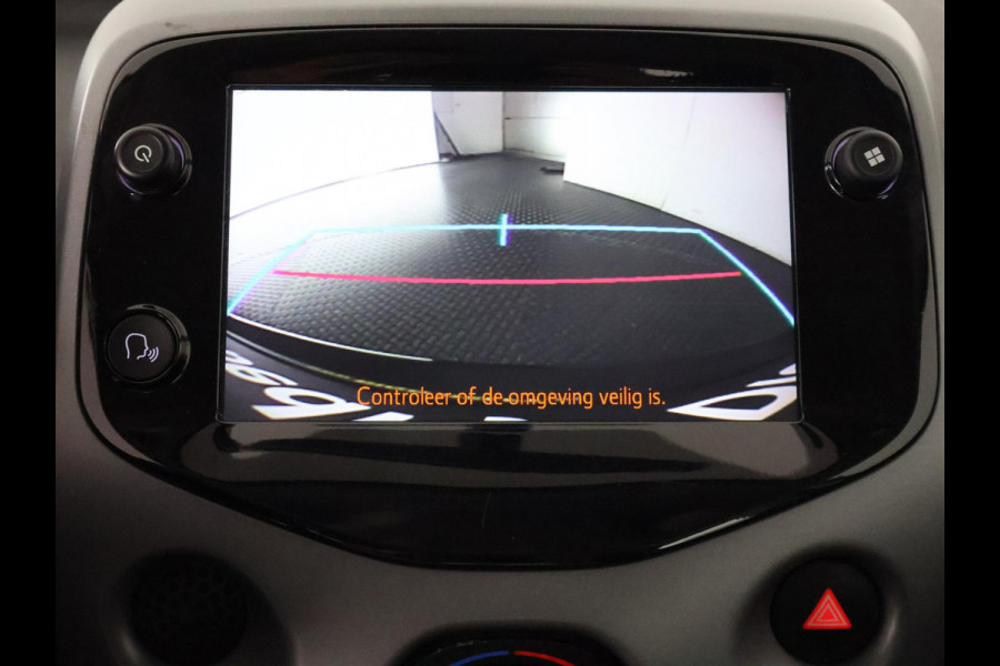 Toyota Aygo 1.0 VVT-i X-Play Automaat