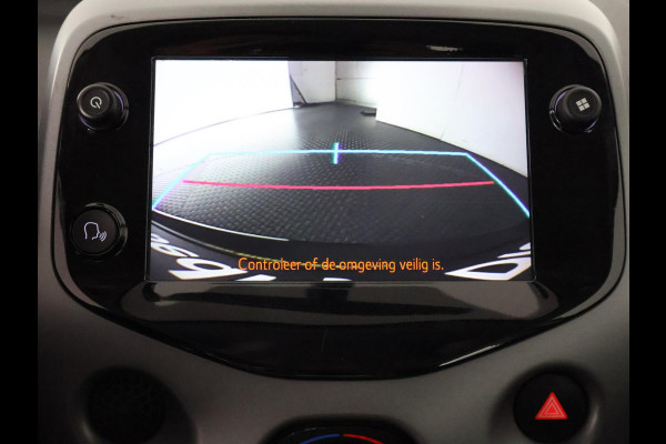 Toyota Aygo 1.0 VVT-i X-Play Automaat