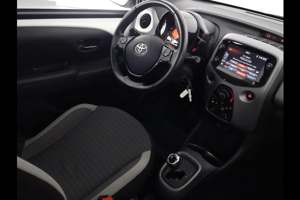 Toyota Aygo 1.0 VVT-i X-Play Automaat