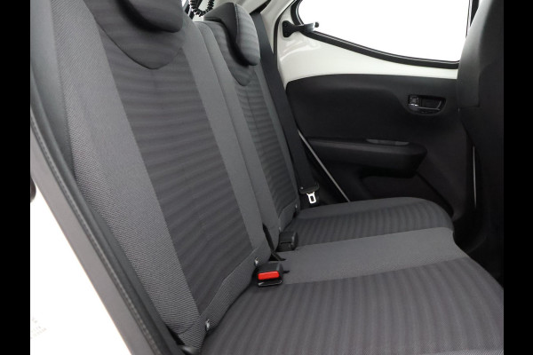 Toyota Aygo 1.0 VVT-i X-Play Automaat