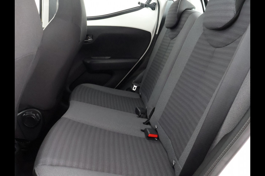 Toyota Aygo 1.0 VVT-i X-Play Automaat