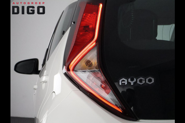 Toyota Aygo 1.0 VVT-i X-Play Automaat