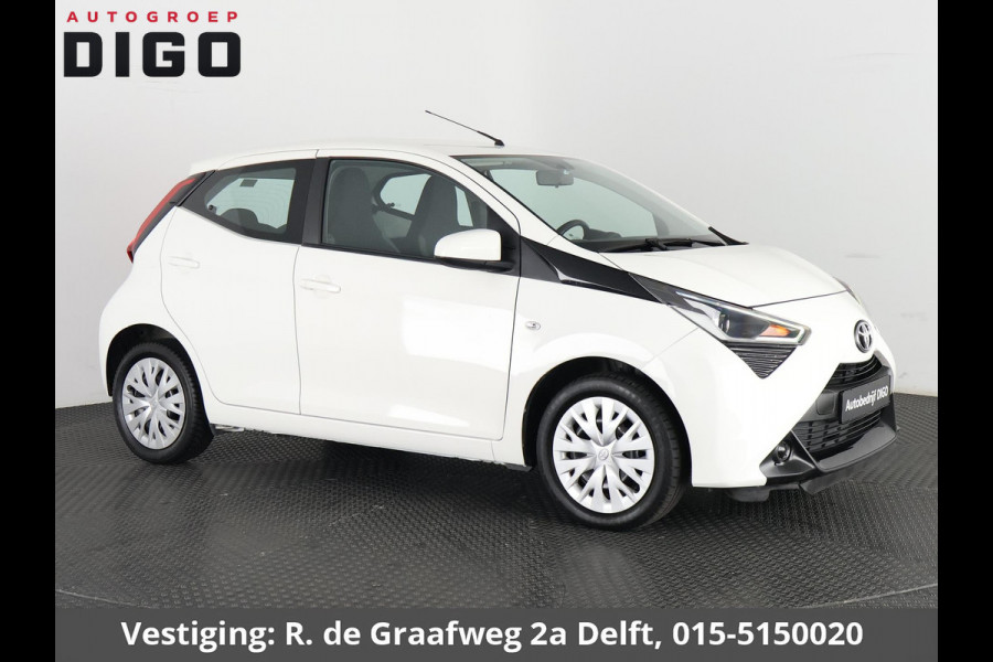 Toyota Aygo 1.0 VVT-i X-Play Automaat