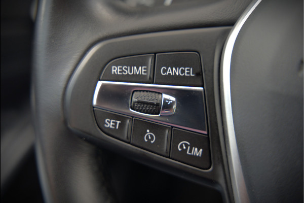 BMW 3 Serie Touring 320e Business Edition Plus | Stoelverwarming | Cruise Control | Apple Carplay | Navigatie | Laser Light | HIFI | Parkeersensoren | Grootlichtassistent | DAB | SOH 88%