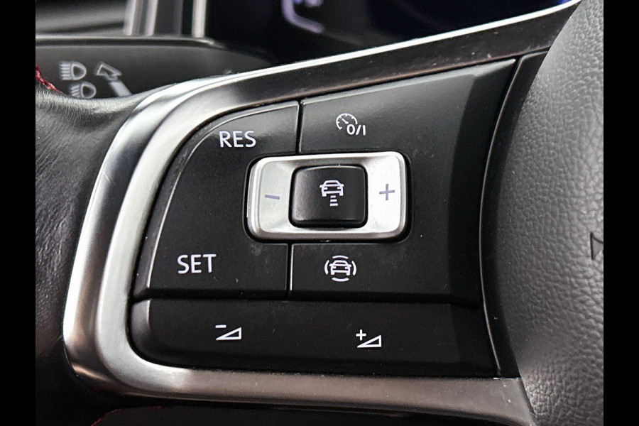 Volkswagen T-Roc 1.0 TSI Sport CARPLAY & NAVI | AD-CRUISE | TREKHAAK