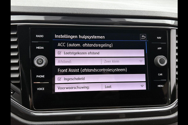 Volkswagen T-Roc 1.0 TSI Sport CARPLAY & NAVI | AD-CRUISE | TREKHAAK