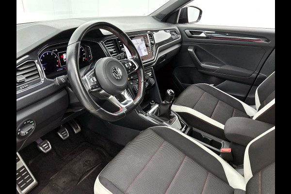 Volkswagen T-Roc 1.0 TSI Sport CARPLAY & NAVI | AD-CRUISE | TREKHAAK