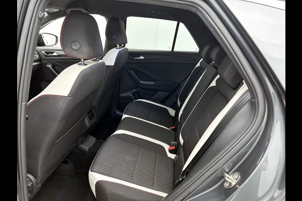 Volkswagen T-Roc 1.0 TSI Sport CARPLAY & NAVI | AD-CRUISE | TREKHAAK