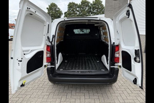 Peugeot Partner 1.2 PureTech Premium / benzine grijs kenteken / euro 6 / vaste prijs rijklaar € 11.750 ex btw / lease vanaf € 198 / airco / cruise / navi / raam in de schuifdeur / Apple Carplay Android auto