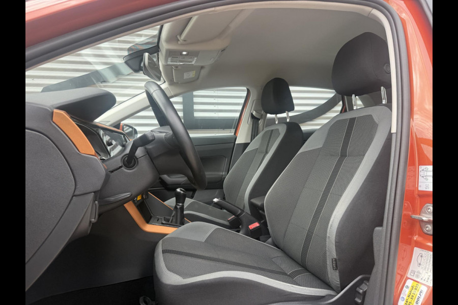 Volkswagen Polo 1.0 TSI Highline R-Line|1e Eigenaar|Navi|Carplay|Stoelverw|Adap cruise|PDC V+A|Airco|APK tot 03-2027