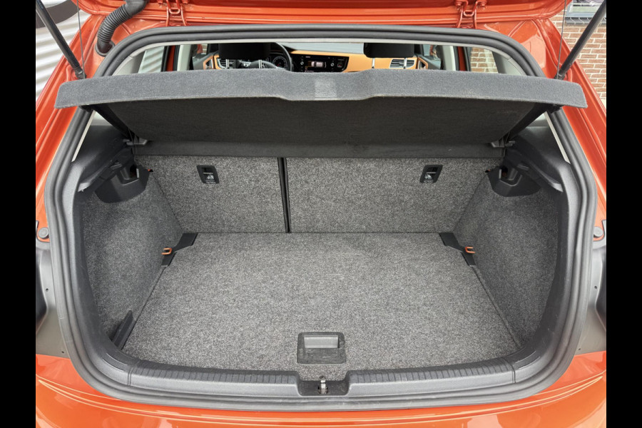 Volkswagen Polo 1.0 TSI Highline R-Line|1e Eigenaar|Navi|Carplay|Stoelverw|Adap cruise|PDC V+A|Airco|APK tot 03-2027