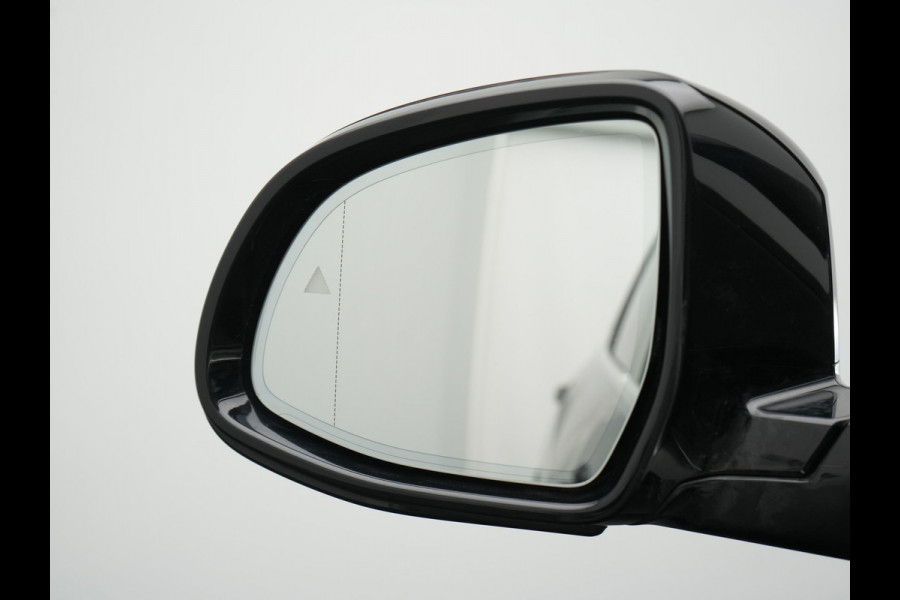 BMW X5 xDrive45e X Line PHEV 395pk Dealer O.H. | Trekhaak Af Fabriek | Panodak | Luchtvering | Head Up | Camera | Lederen Sportstoelen Memory & Verwarmd | Adaptief Onderstel | Sfeerverlichting | Keyless | Blis | Hifi | Plug In Hybrid |