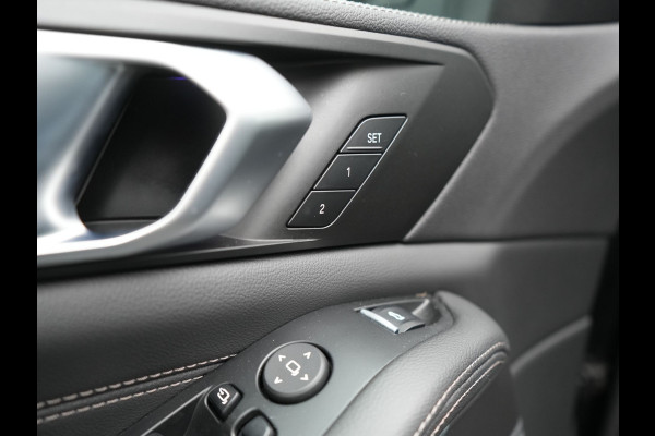 BMW X5 xDrive45e X Line PHEV 395pk Dealer O.H. | Trekhaak Af Fabriek | Panodak | Luchtvering | Head Up | Camera | Lederen Sportstoelen Memory & Verwarmd | Adaptief Onderstel | Sfeerverlichting | Keyless | Blis | Hifi | Plug In Hybrid |