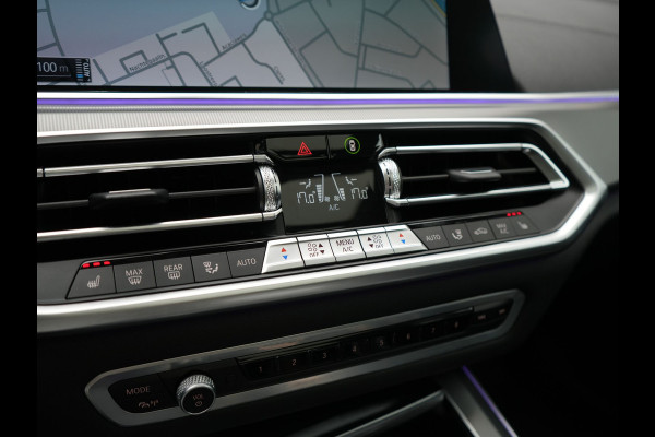 BMW X5 xDrive45e X Line PHEV 395pk Dealer O.H. | Trekhaak Af Fabriek | Panodak | Luchtvering | Head Up | Camera | Lederen Sportstoelen Memory & Verwarmd | Adaptief Onderstel | Sfeerverlichting | Keyless | Blis | Hifi | Plug In Hybrid |