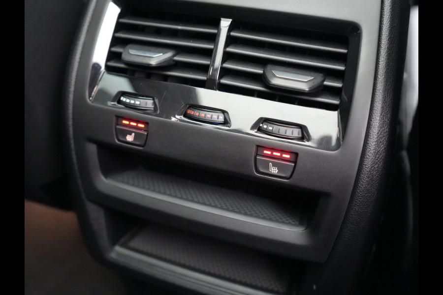 BMW X5 xDrive45e X Line PHEV 395pk Dealer O.H. | Trekhaak Af Fabriek | Panodak | Luchtvering | Head Up | Camera | Lederen Sportstoelen Memory & Verwarmd | Adaptief Onderstel | Sfeerverlichting | Keyless | Blis | Hifi | Plug In Hybrid |