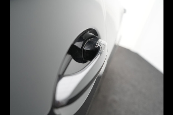 BMW X5 xDrive45e X Line PHEV 395pk Dealer O.H. | Trekhaak Af Fabriek | Panodak | Luchtvering | Head Up | Camera | Lederen Sportstoelen Memory & Verwarmd | Adaptief Onderstel | Sfeerverlichting | Keyless | Blis | Hifi | Plug In Hybrid |