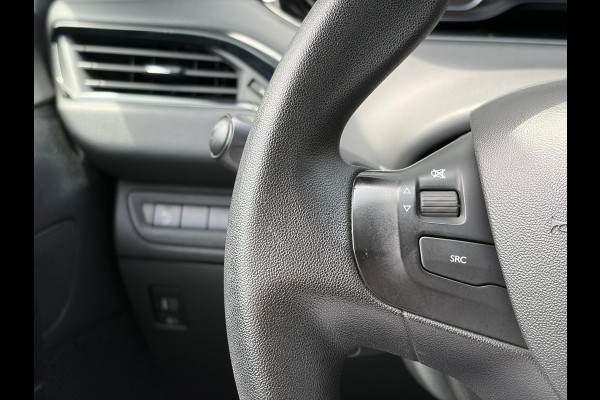 Peugeot 208 1.2 PureTech Blue Lion Navi|Carplay|Cruise|Trekhaak|PDC|Airco|N.A.P|APK tot 03-2027