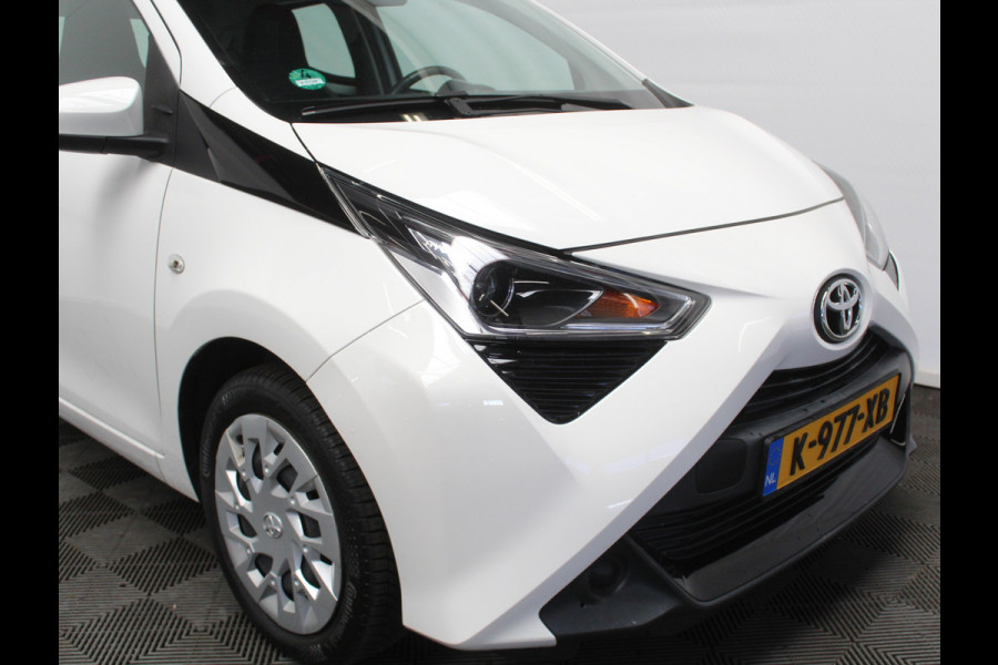 Toyota Aygo 1.0 VVT-i x-play limited AIRCO | CRUISE | LED | CAMERA | STB | ELRM/SP | CARPLAY | CV | ISOFIX