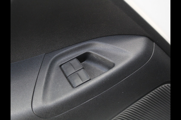 Toyota Aygo 1.0 VVT-i x-play limited AIRCO | CRUISE | LED | CAMERA | STB | ELRM/SP | CARPLAY | CV | ISOFIX