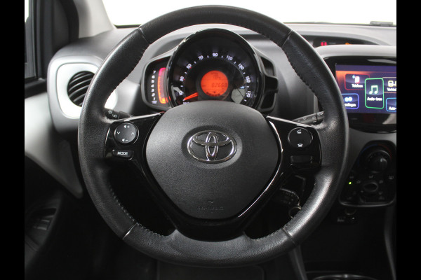 Toyota Aygo 1.0 VVT-i x-play limited AIRCO | CRUISE | LED | CAMERA | STB | ELRM/SP | CARPLAY | CV | ISOFIX