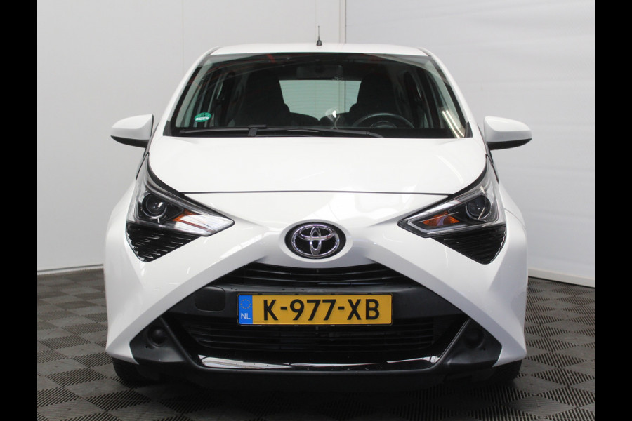 Toyota Aygo 1.0 VVT-i x-play limited AIRCO | CRUISE | LED | CAMERA | STB | ELRM/SP | CARPLAY | CV | ISOFIX