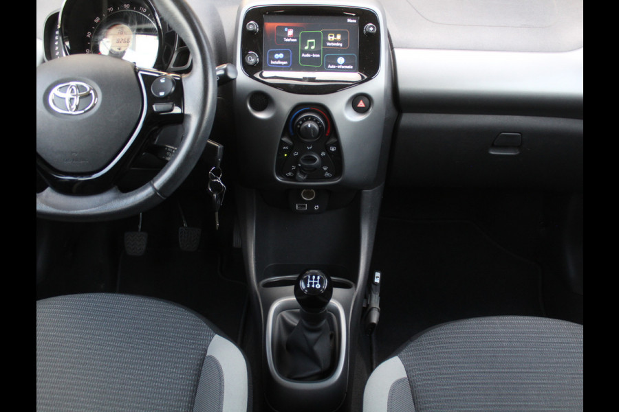 Toyota Aygo 1.0 VVT-i x-play limited AIRCO | CRUISE | LED | CAMERA | STB | ELRM/SP | CARPLAY | CV | ISOFIX