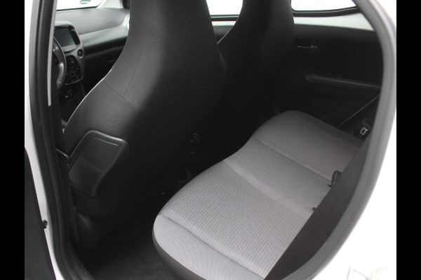 Toyota Aygo 1.0 VVT-i x-play limited AIRCO | CRUISE | LED | CAMERA | STB | ELRM/SP | CARPLAY | CV | ISOFIX