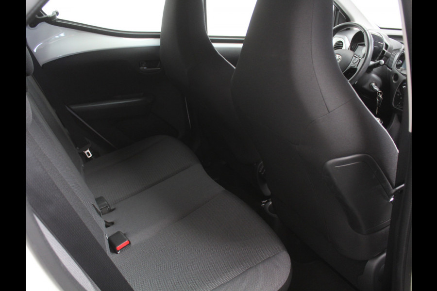 Toyota Aygo 1.0 VVT-i x-play limited AIRCO | CRUISE | LED | CAMERA | STB | ELRM/SP | CARPLAY | CV | ISOFIX