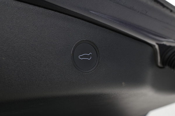 Tesla Model 3 Performance AWD 75 kWh 462pk! Navigatie, CLimate,