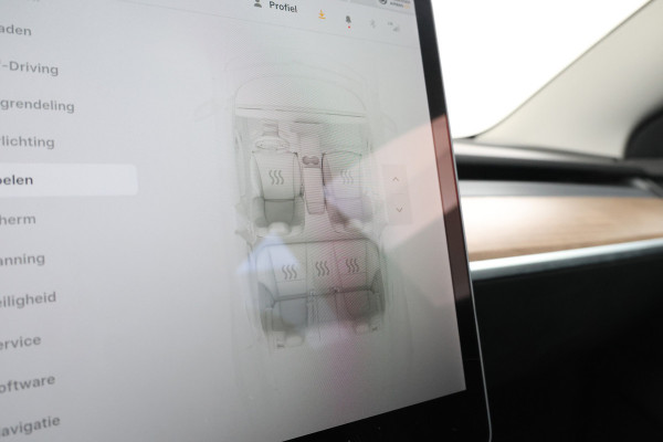 Tesla Model 3 Performance AWD 75 kWh 462pk! Navigatie, CLimate,