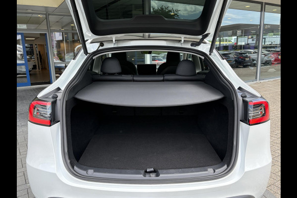 Tesla Model Y Long Range AWD 75 kWh | 93,6% SOH | Leder | Panoramadak | Winterset |