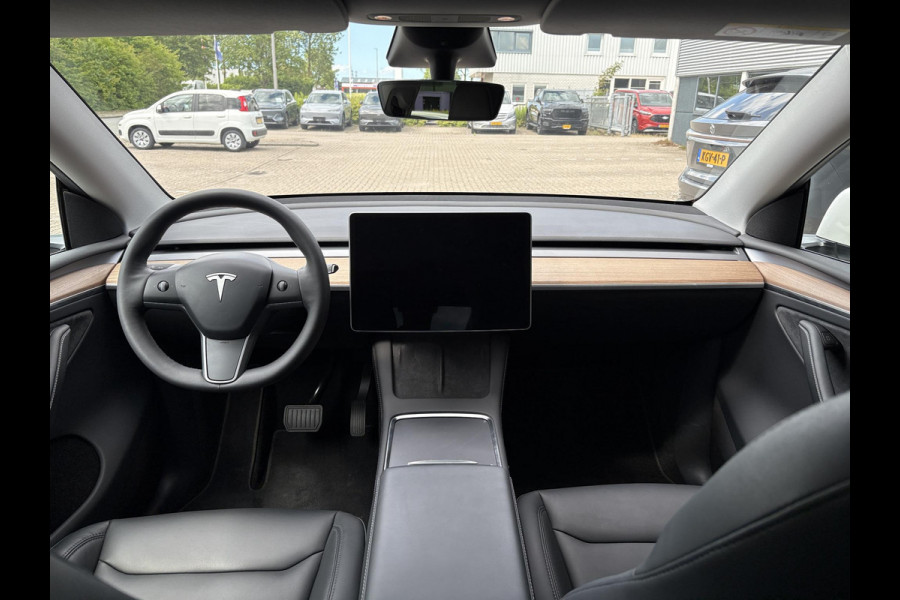 Tesla Model Y Long Range AWD 75 kWh | 93,6% SOH | Leder | Panoramadak | Winterset |