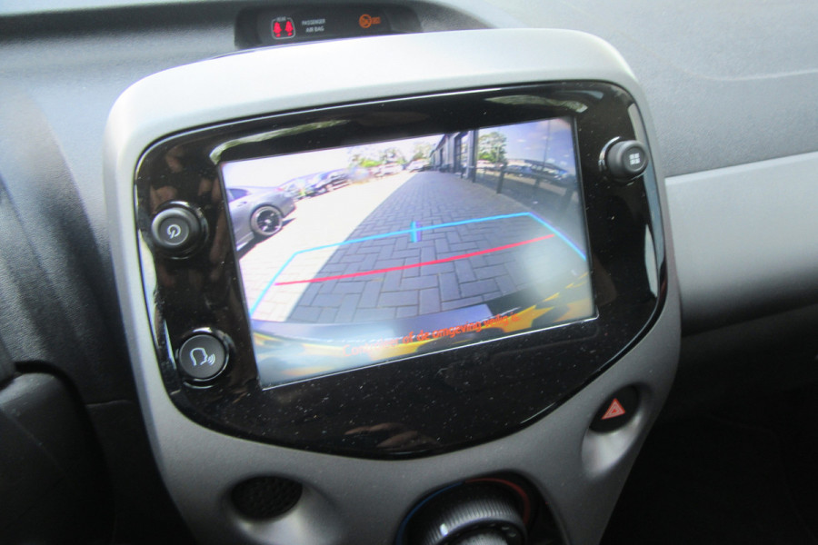 Toyota Aygo 1.0 VVT-i x-play, Camera, Cruise Control, Carplay