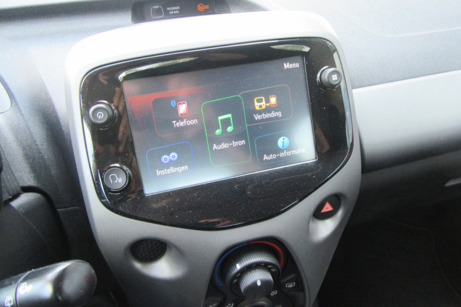 Toyota Aygo 1.0 VVT-i x-play, Camera, Cruise Control, Carplay