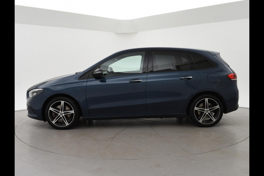 Mercedes-Benz B-Klasse 250e PREMIUM + SFEERVERLICHTING | ADAPTIVE CRUISE | 360 CAMERA | 18 INCH | WIDESCREEN