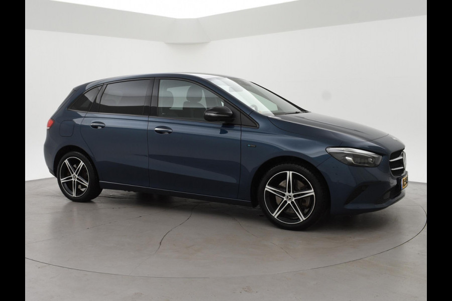 Mercedes-Benz B-Klasse 250e PREMIUM + SFEERVERLICHTING | ADAPTIVE CRUISE | 360 CAMERA | 18 INCH | WIDESCREEN