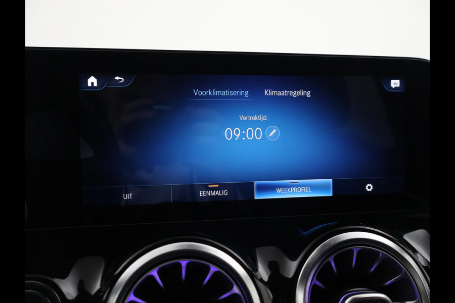 Mercedes-Benz B-Klasse 250e PREMIUM + SFEERVERLICHTING | ADAPTIVE CRUISE | 360 CAMERA | 18 INCH | WIDESCREEN