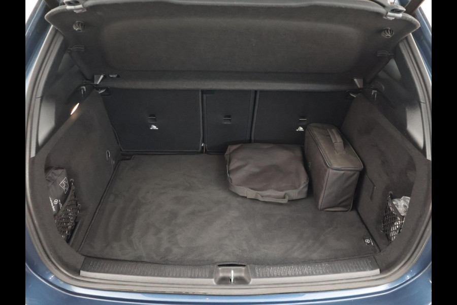 Mercedes-Benz B-Klasse 250e PREMIUM + SFEERVERLICHTING | ADAPTIVE CRUISE | 360 CAMERA | 18 INCH | WIDESCREEN