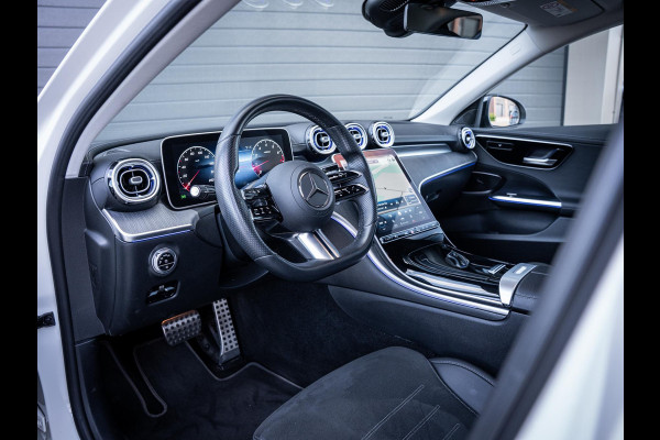 Mercedes-Benz C-Klasse C300 AMG Line - BTW l Pano l 360cam l Sfeerverlichting