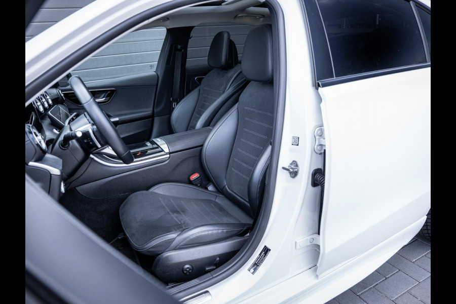 Mercedes-Benz C-Klasse C300 AMG Line - BTW l Pano l 360cam l Sfeerverlichting